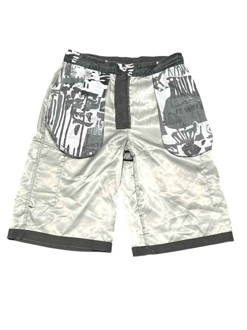 Quiksilver Boys Size 30 Gray Cargo Shorts Classic Fit Surf Skate Outdoor Style